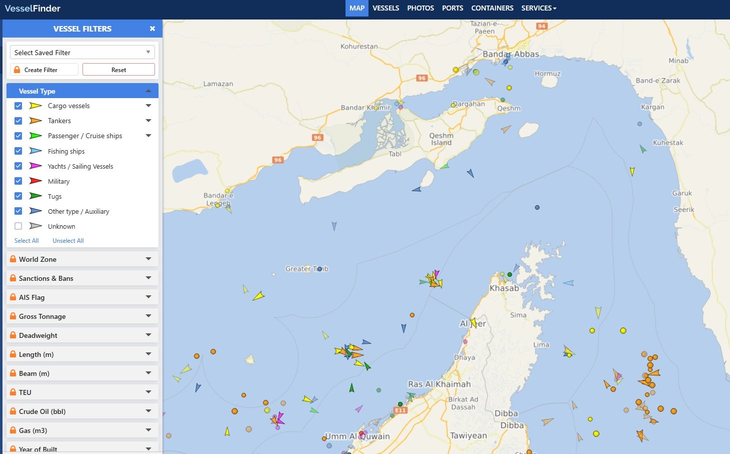 Estreito de Ormuz: imagens mostram tráfego durante a guerra, com o cessar-fogo e após novo fechamento pelo Irã