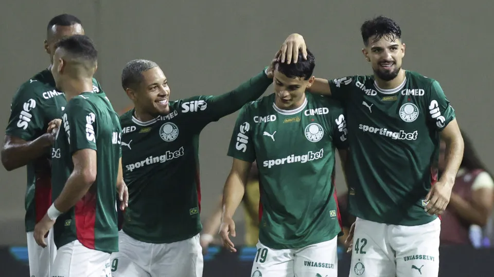 Palmeiras esquece vice e inicia na Colômbia a busca pelo tetra da Libertadores