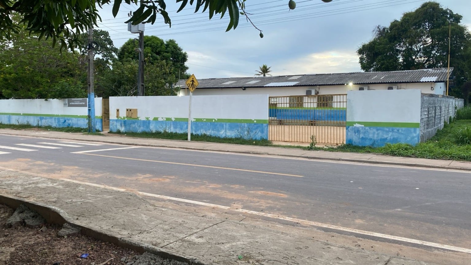 Servidores contestam denúncias contra escola estadual e apontam perseguição à gestão