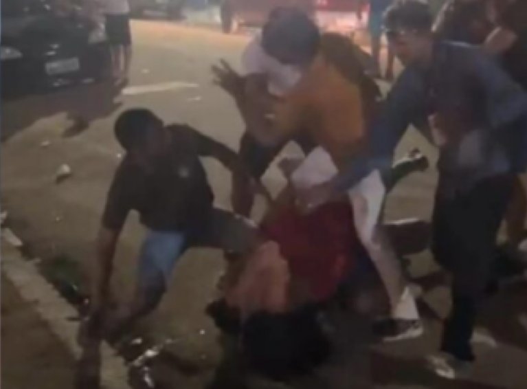 Vídeo; Briga generalizada marca encerramento das festas de 50 anos de Manoel Urbano