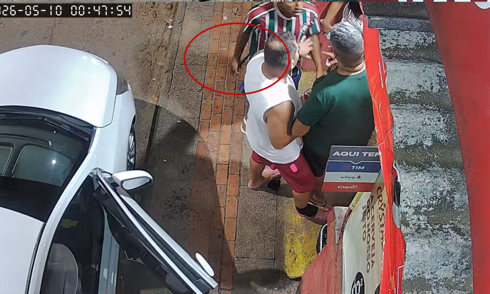 Policial penal investigado por balear homem em distribuidora presta depoimento e alega legítima defesa