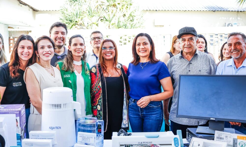 Governadora Mailza fortalece rede de saúde no Juruá com entrega de equipamentos