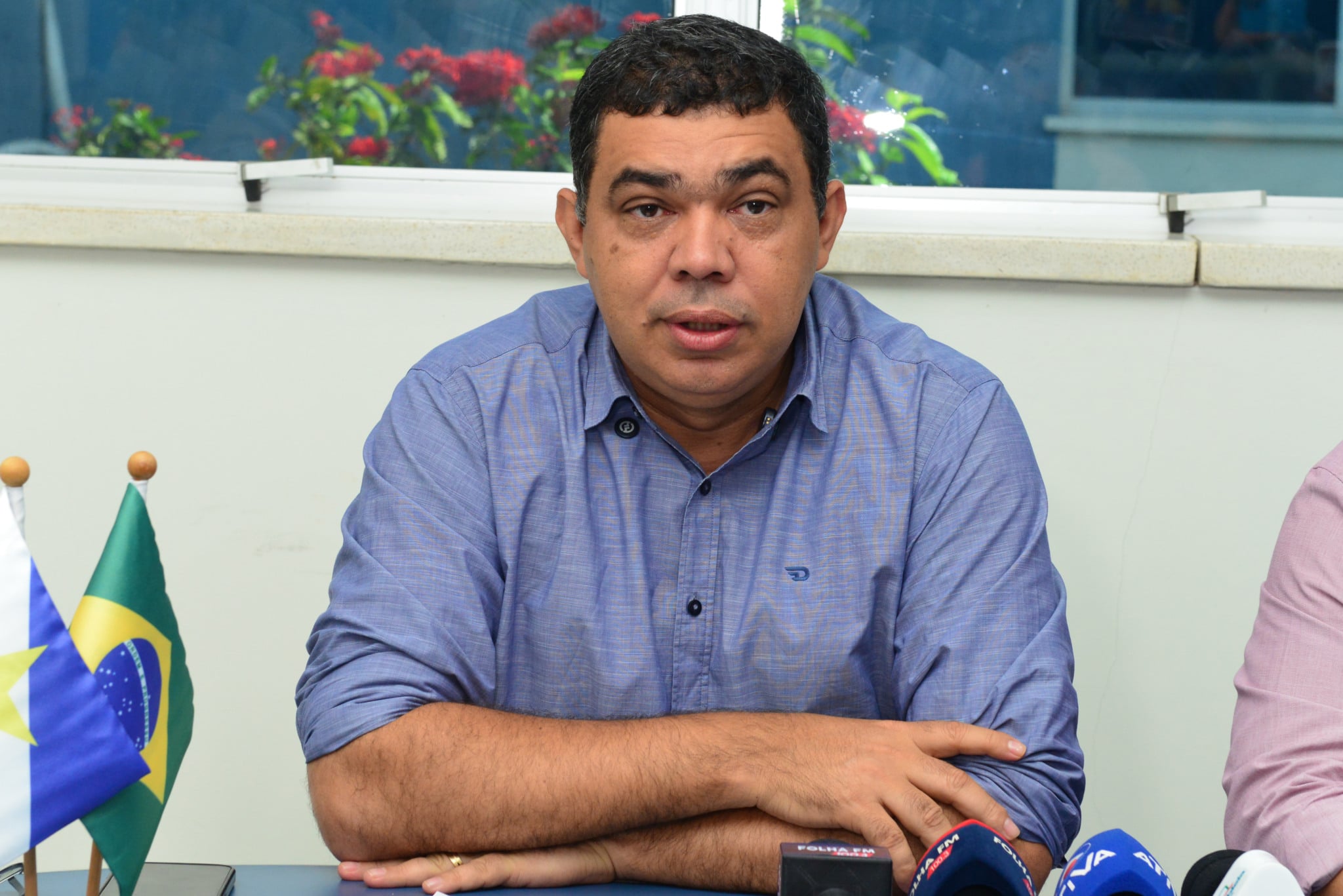Sampaio se declara vencedor da eleição, mas diz aguardar decisão da Justiça