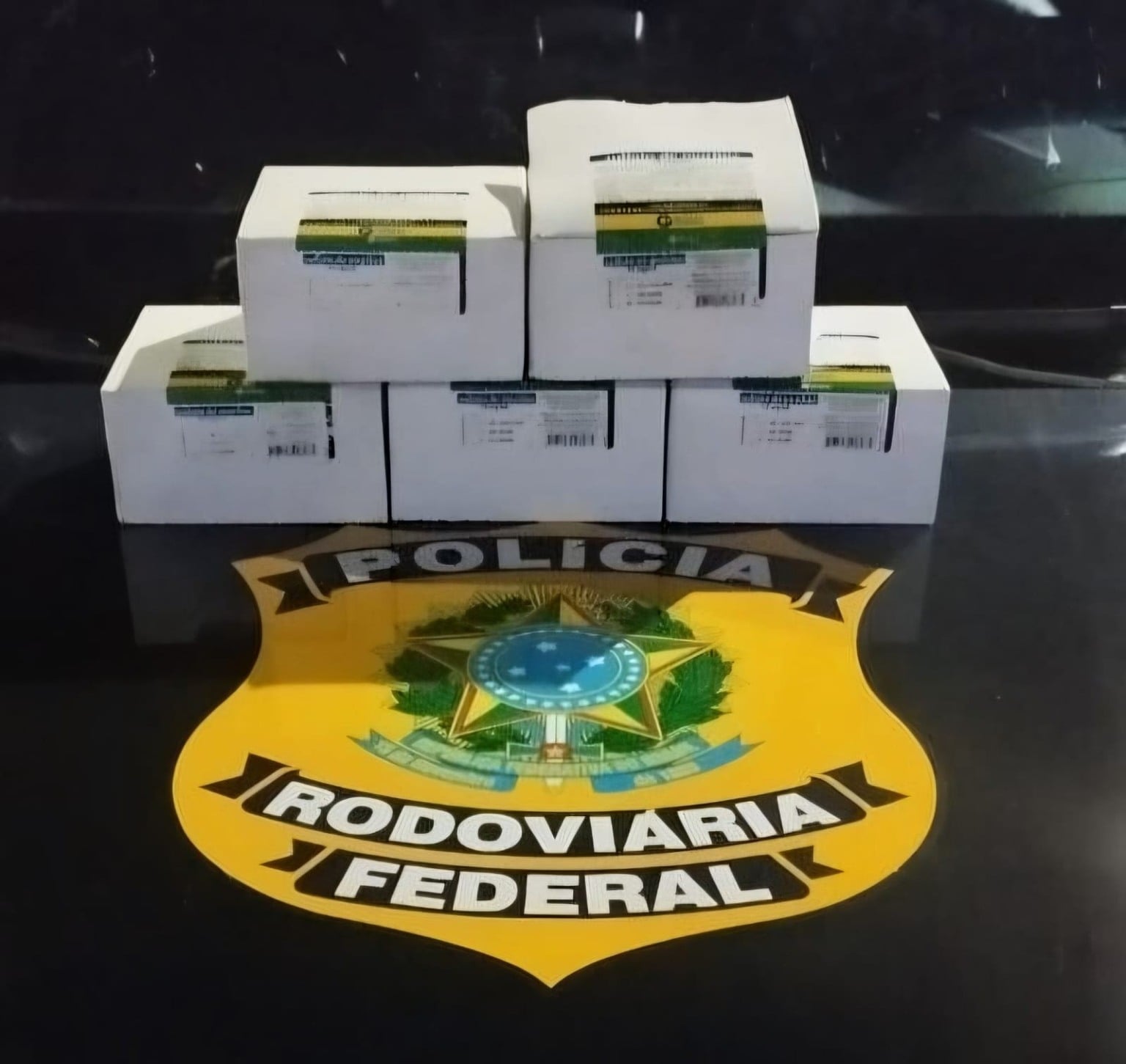 PRF apreende carga de 500 ampolas de morfina na BR-174