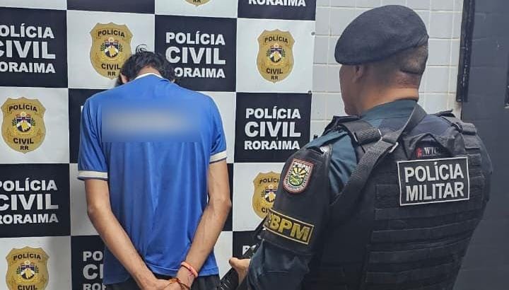 Homem é detido suspeito de se masturbar na frente de crianças no meio da rua