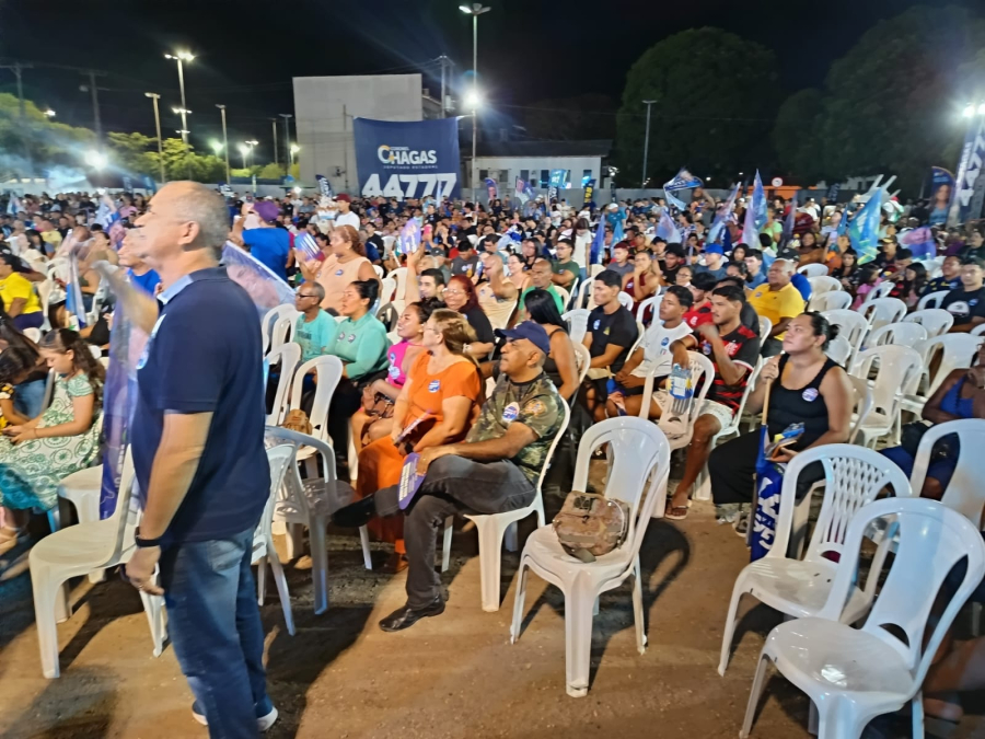 TRIO PARADA DURA NO ÚLTIMO COMÍCIO