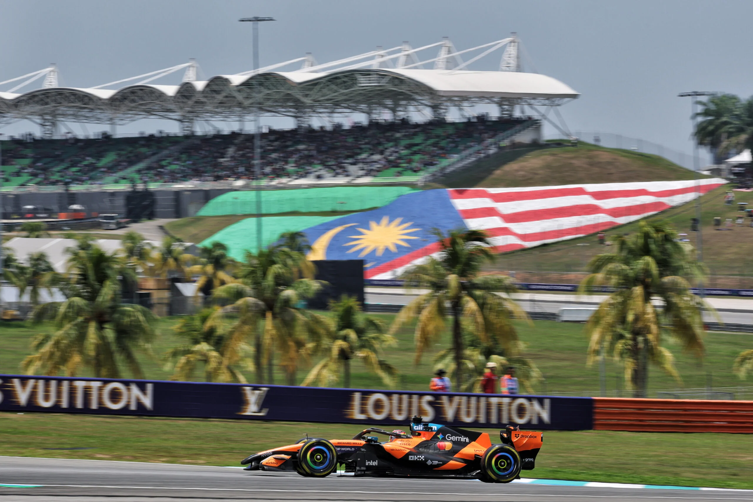 F1: GP do Bahrein acontece neste domingo na Malásia; veja horário